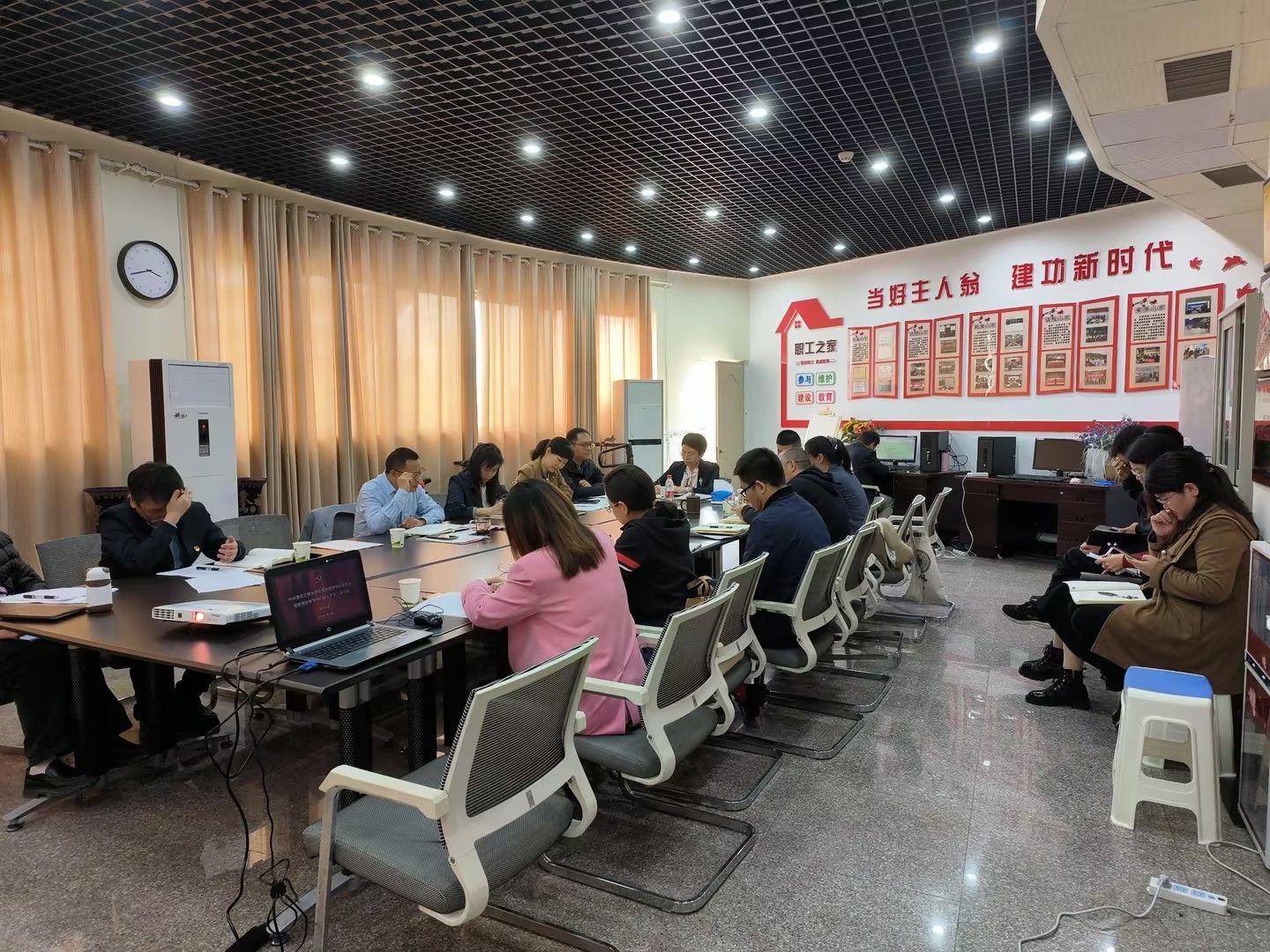 a4907.jpg