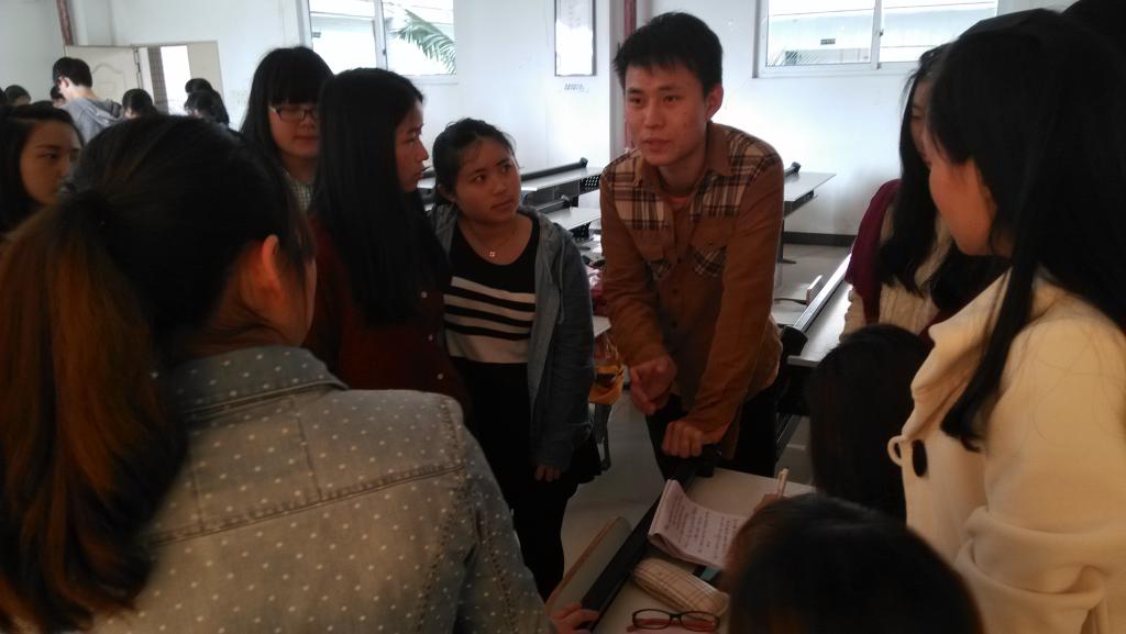 学员分组讨论